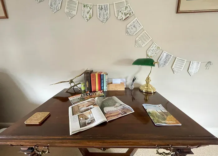 Eagle House - Award Winning B&B And Apartment