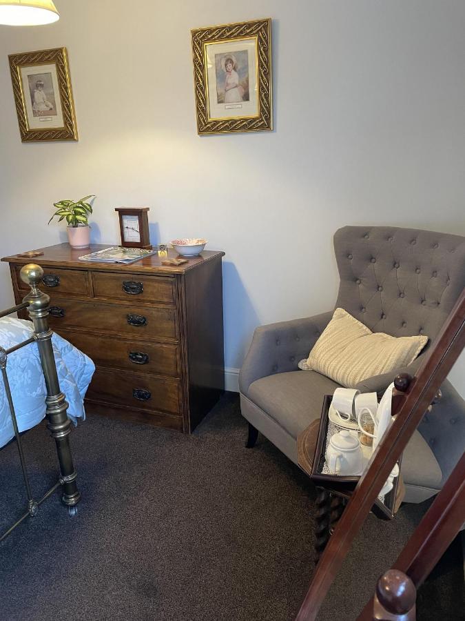 Bed & Breakfast Eagle House - Award Winning And